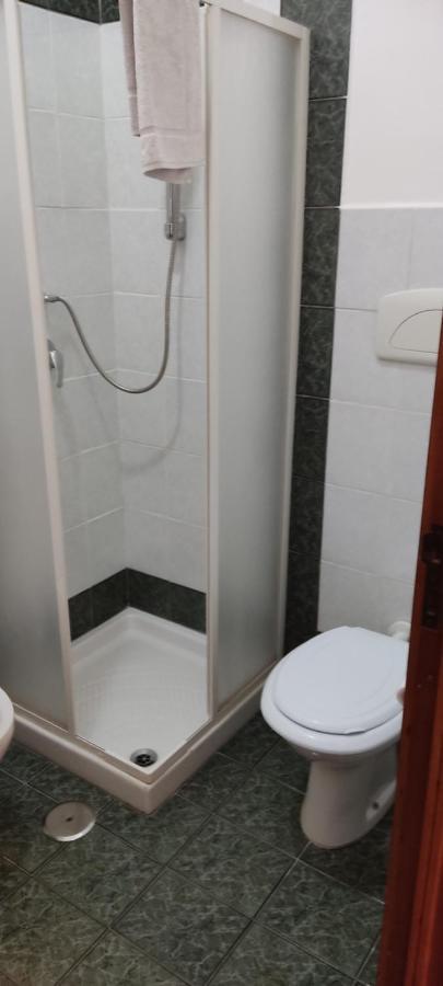 La Casa Di Periferia Apartment Bari Ngoại thất bức ảnh